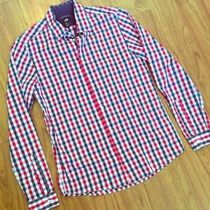 H&M Checkered Button-Up Shirt (Men’s Small)